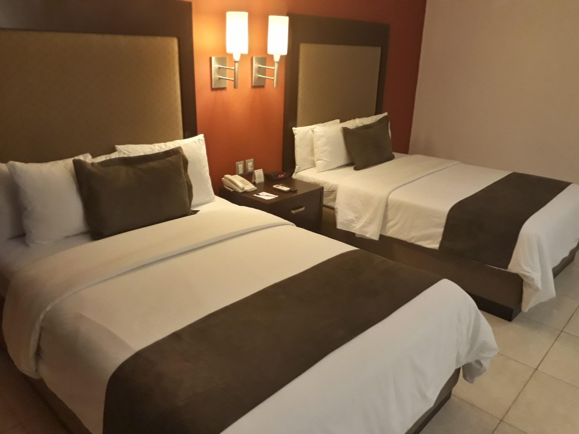 Hotel & Suites Pf Mexikóváros Kültér fotó