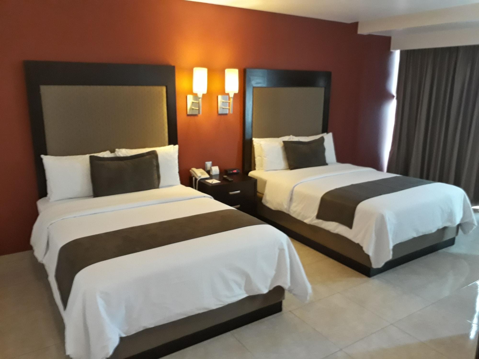 Hotel & Suites Pf Mexikóváros Kültér fotó